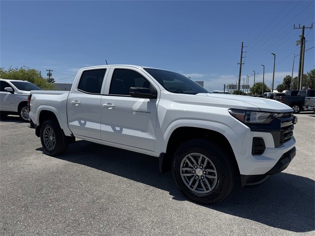 2026 Chevrolet Colorado LT photo 2