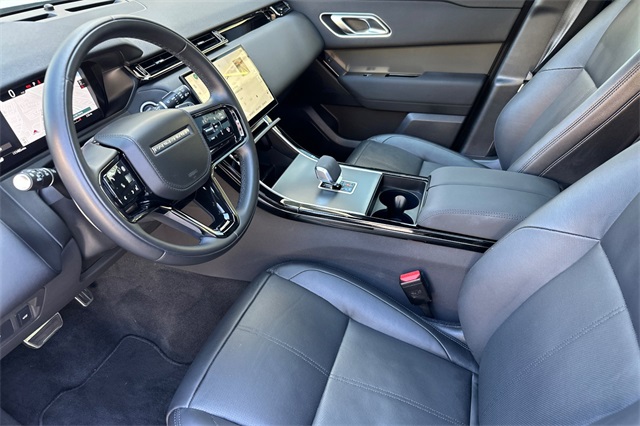 2025 Land Rover Range Rover Velar SE photo 8