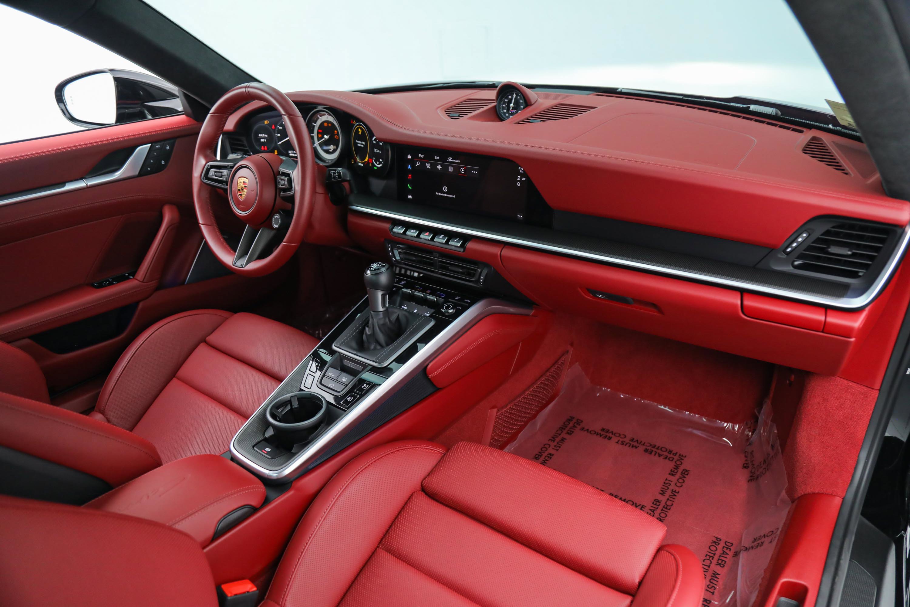 2024 Porsche 911 S photo 24