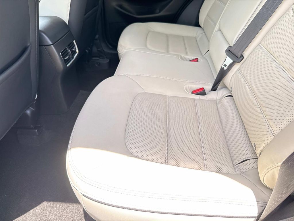 2024 Mazda CX-5 Preferred photo 13