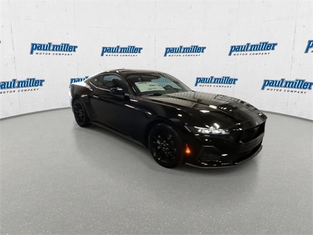 2025 Ford Mustang GT photo 2