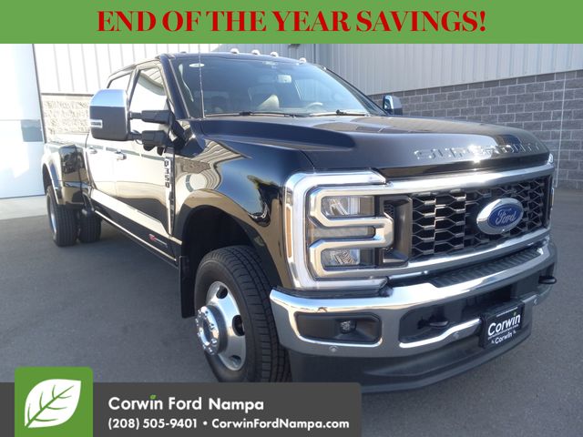 2025 Ford F-350 Super Duty King Ranch's photo