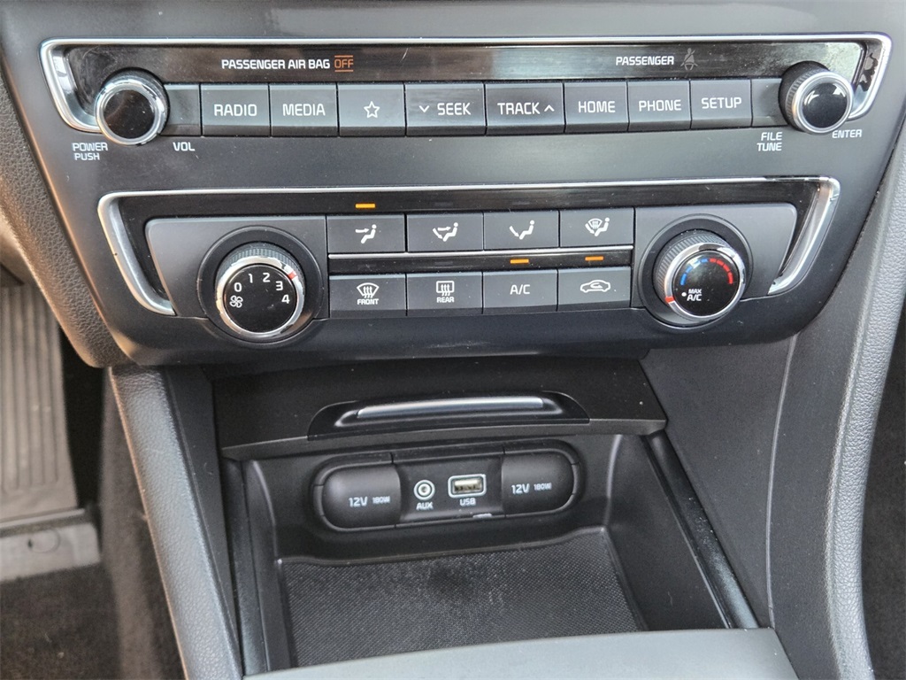 2019 Kia Optima LX photo 19