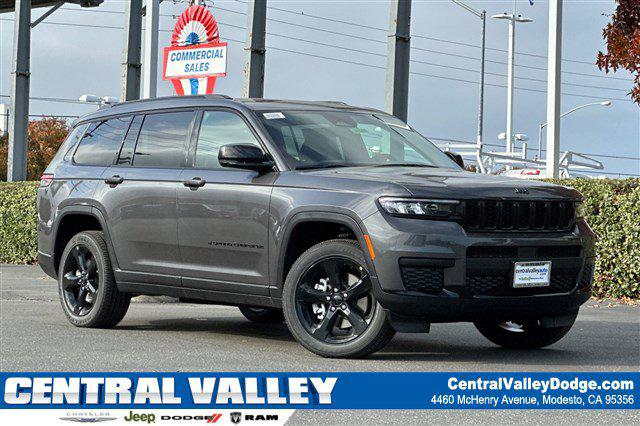 2025 Jeep Grand Cherokee L Altitude's photo