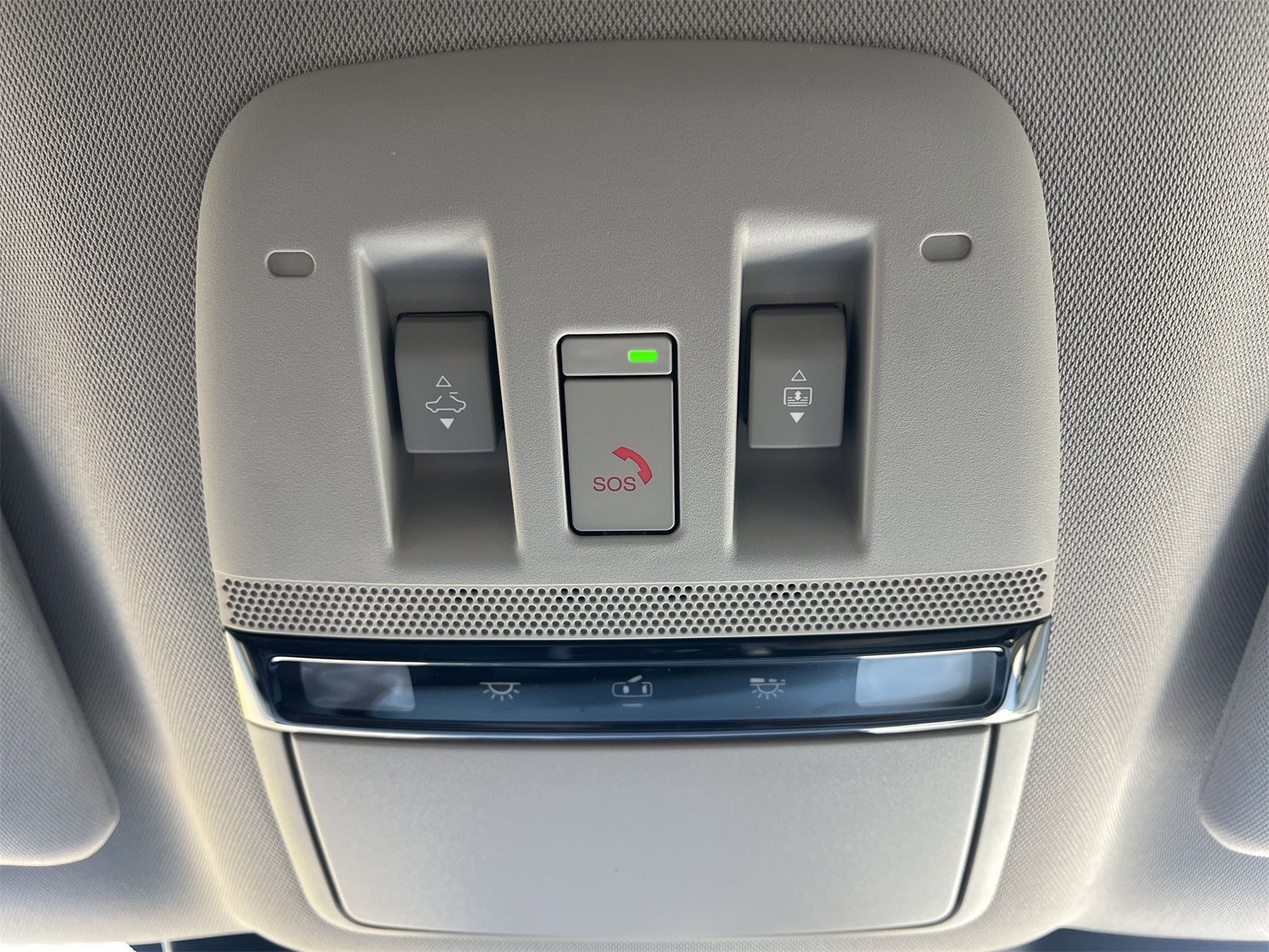 2025 Nissan Murano SL photo 15