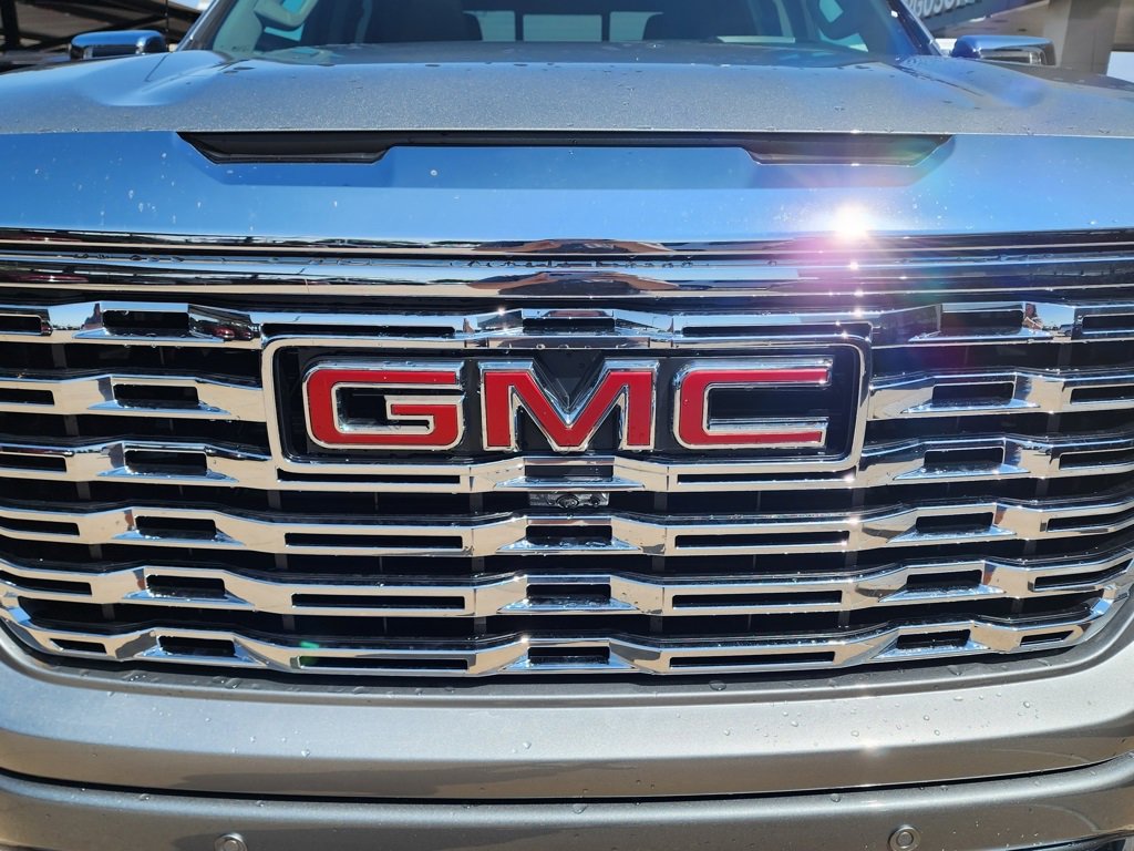 2026 Gmc Sierra 1500 Denali photo 9
