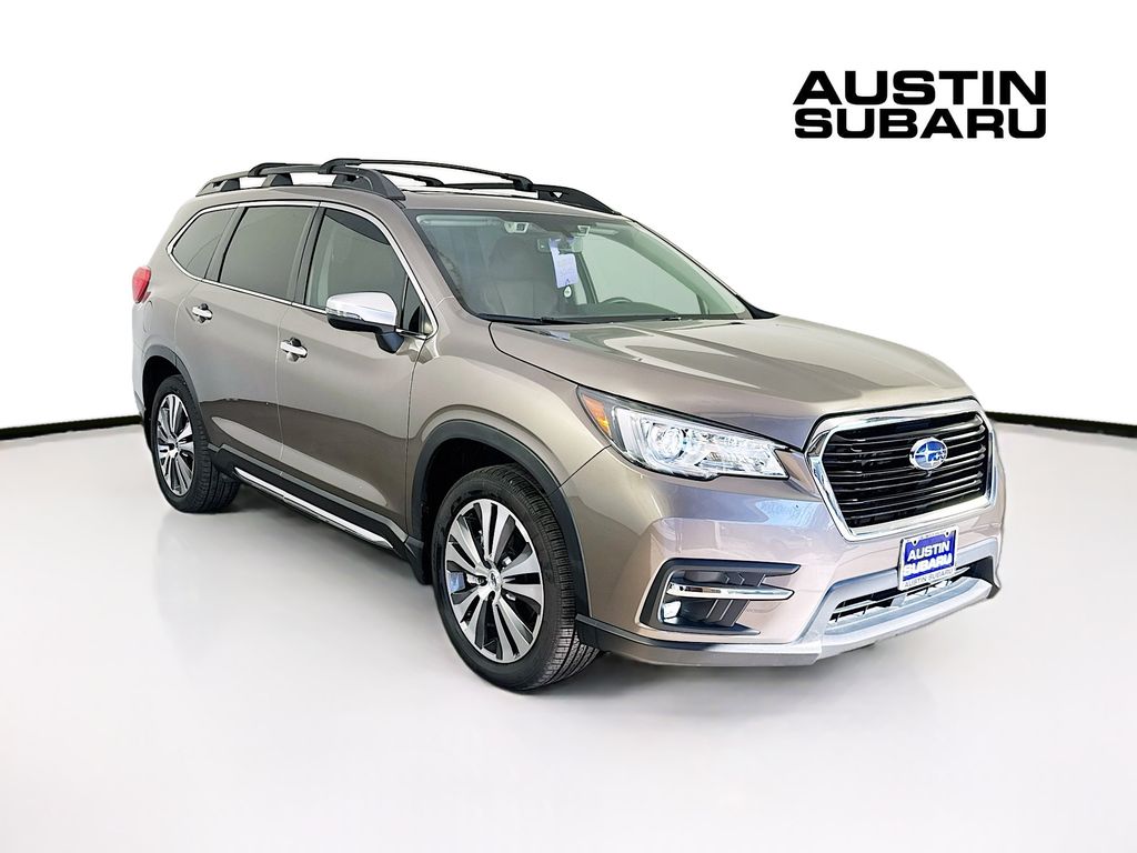 2022 Subaru Ascent Touring's photo