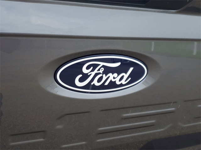 2025 Ford F-150 XL photo 7