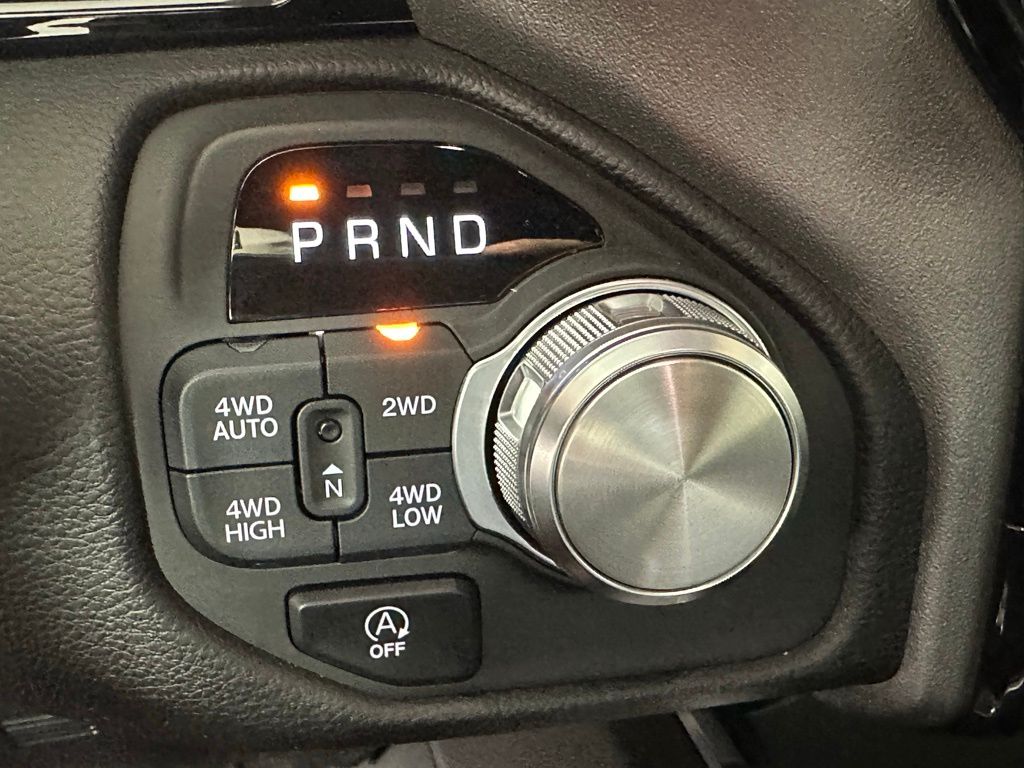2025 Ram 1500 Laramie photo 11