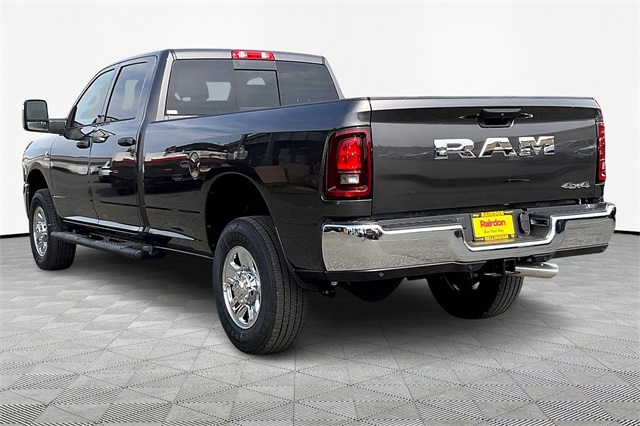 2025 Ram 3500 Tradesman photo 3