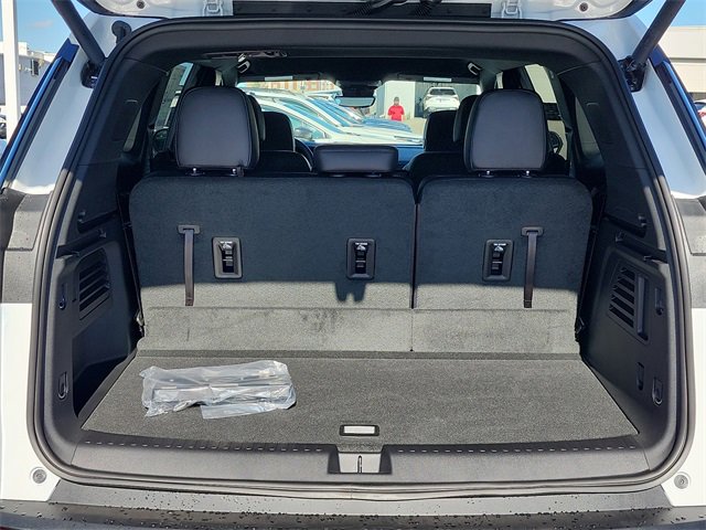 2026 Gmc Acadia Elevation photo 3