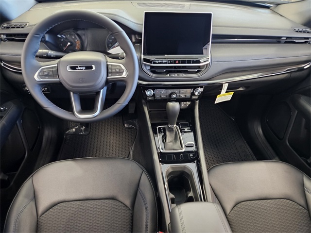 2026 Jeep Compass Latitude photo 7
