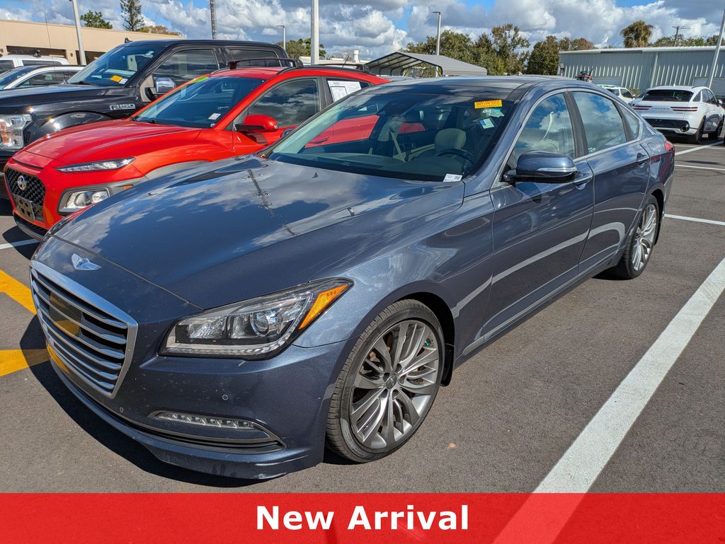 2015 Hyundai Genesis Base's photo