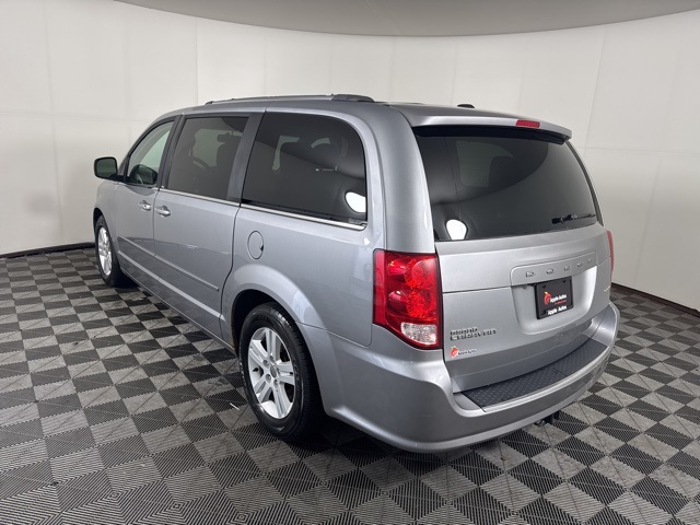 2013 Dodge Grand Caravan Crew photo 4