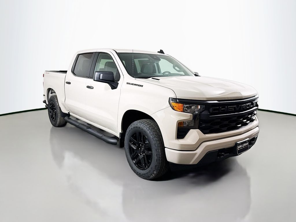 2026 Chevrolet Silverado Base's photo
