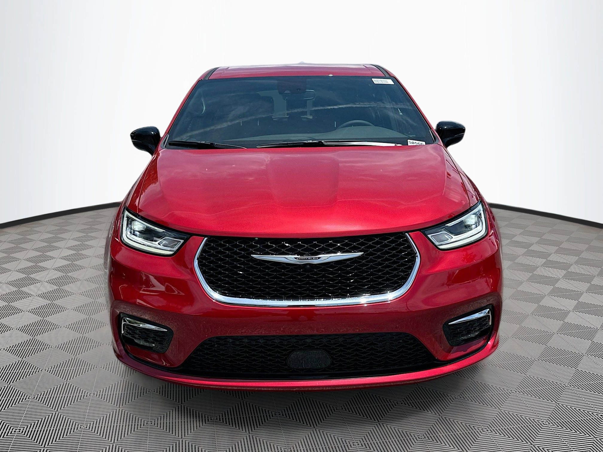 2025 Chrysler Pacifica photo 2