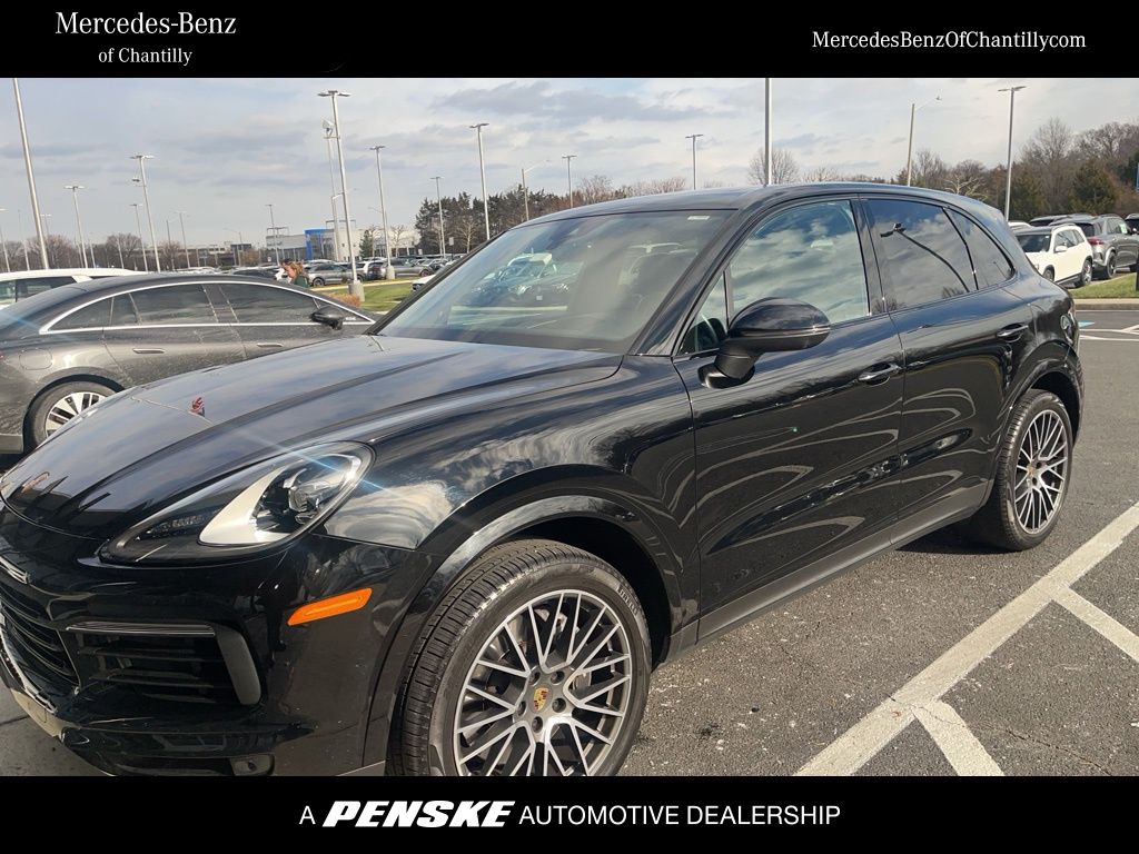 2021 Porsche Cayenne Base's photo
