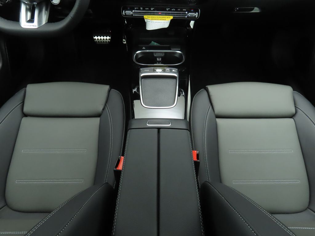 2026 Mercedes Benz CLA 35 AMG 4MATIC photo 16