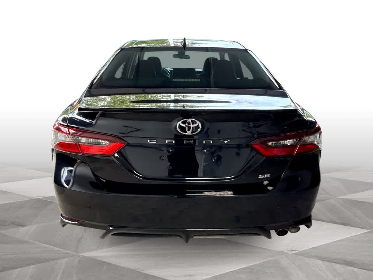 2021 Toyota Camry SE photo 6