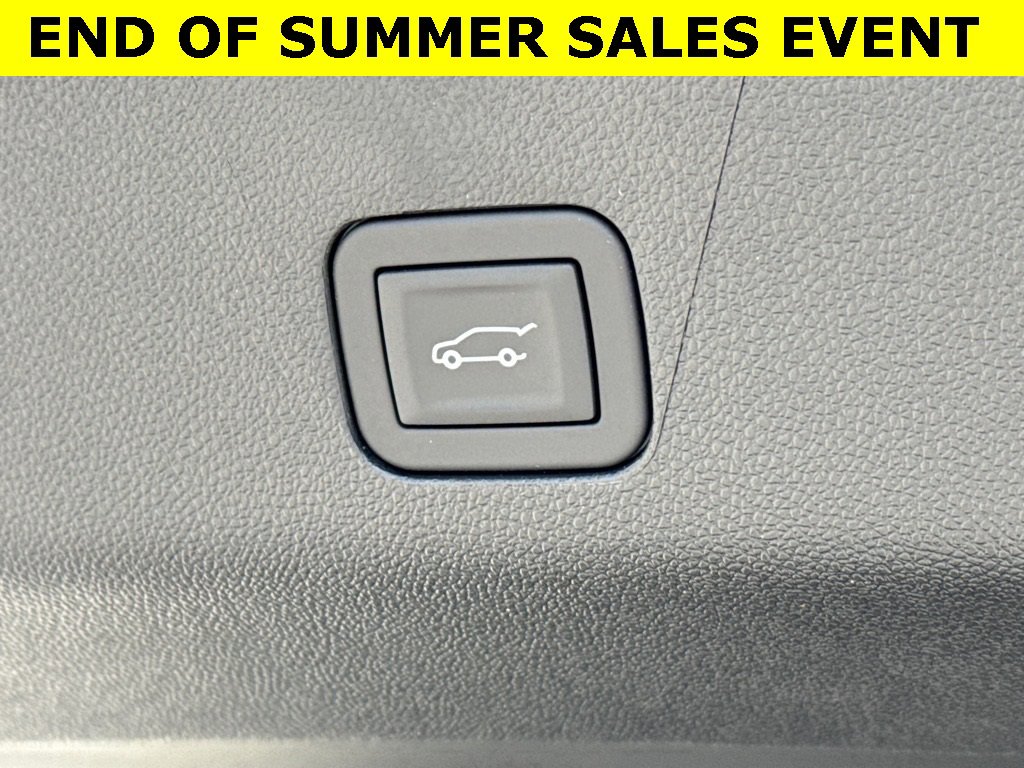 2025 Chevrolet Tahoe Premier photo 27