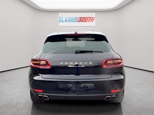 2016 Porsche Macan Turbo photo 4