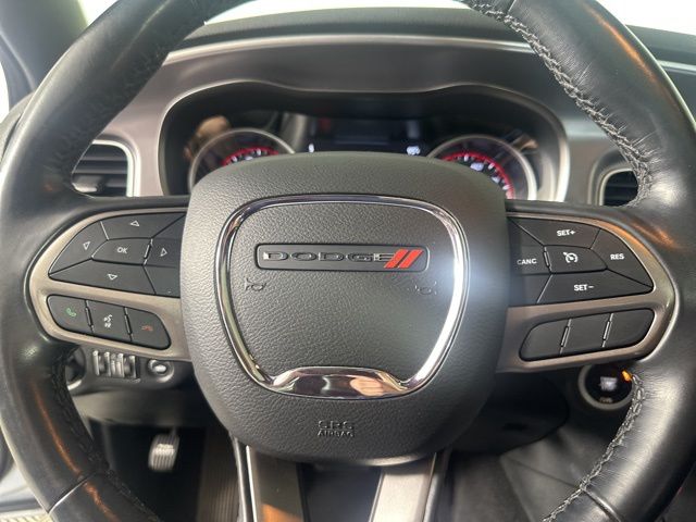 2021 Dodge Charger SXT photo 11
