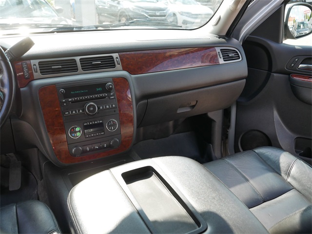 2013 Chevrolet Tahoe LT photo 24