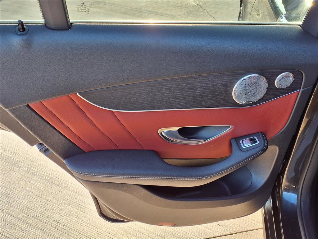 2021 Mercedes Benz GLC 300 4MATIC photo 5
