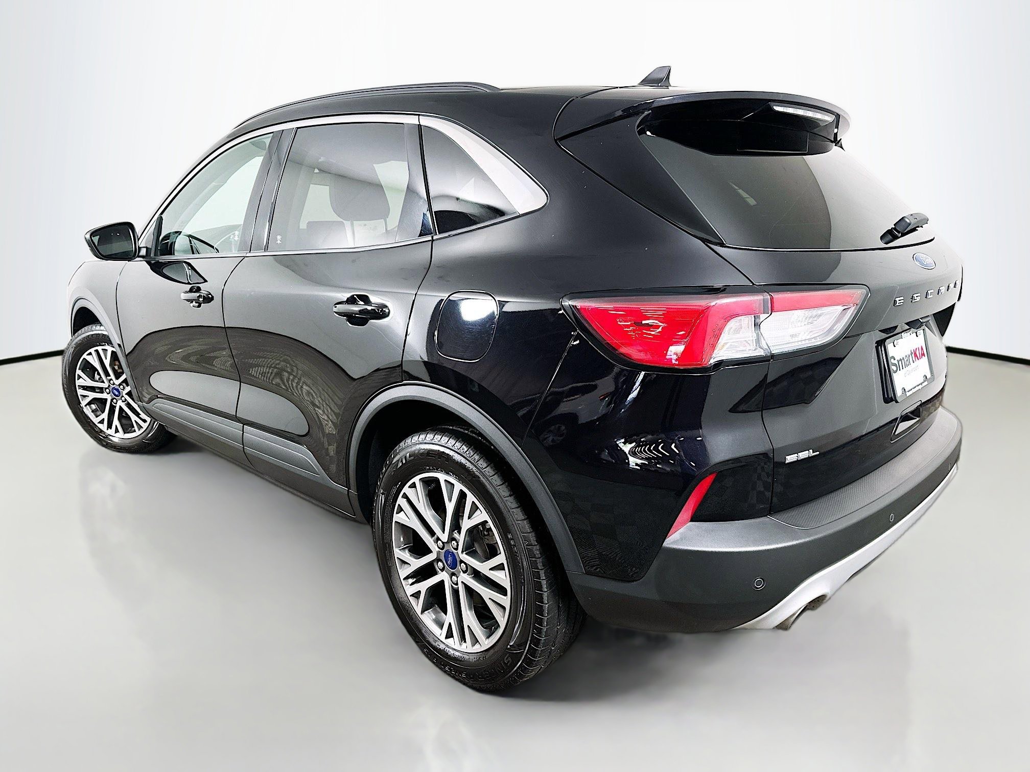 2022 Ford Escape SEL photo 3
