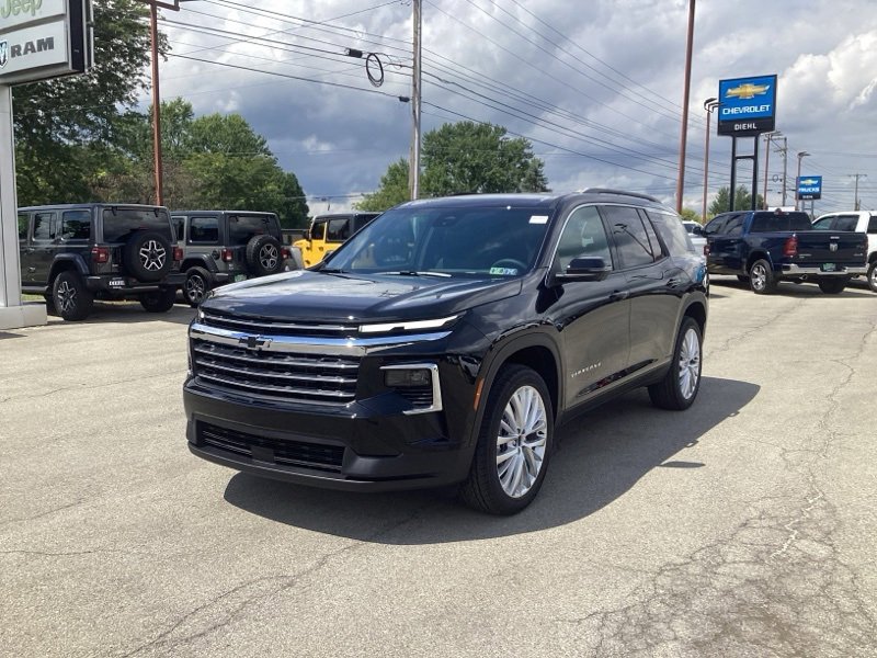 2026 Chevrolet Traverse photo 3