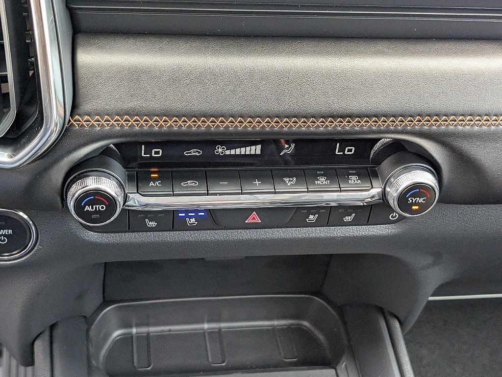 2025 Mazda CX-50 Premium Plus photo 24