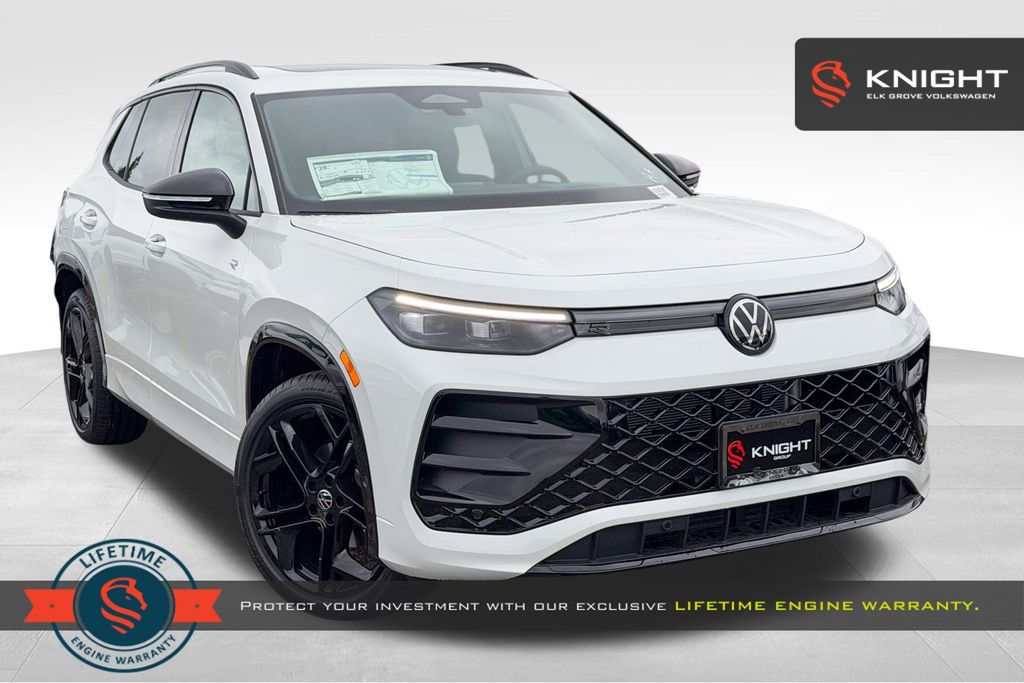 2026 Volkswagen Tiguan SE R-LINE BLACK's photo