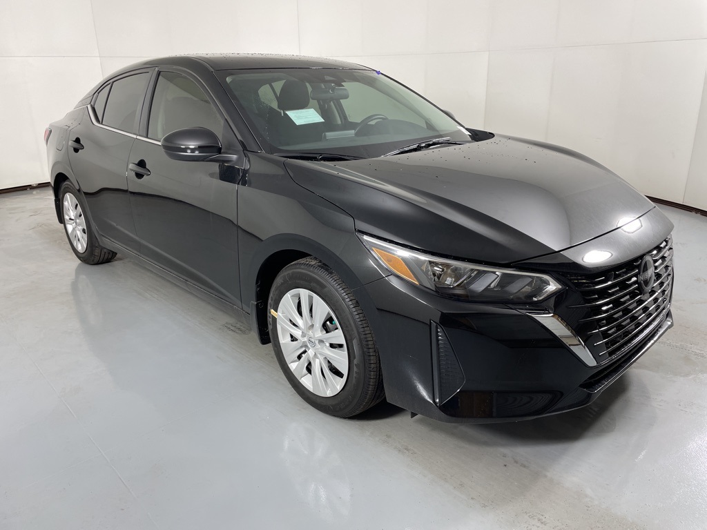 2025 Nissan Sentra S photo 2