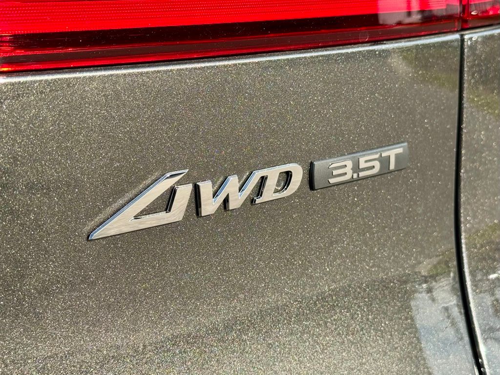 2026 Genesis GV70 3.5T Sport Prestige photo 14