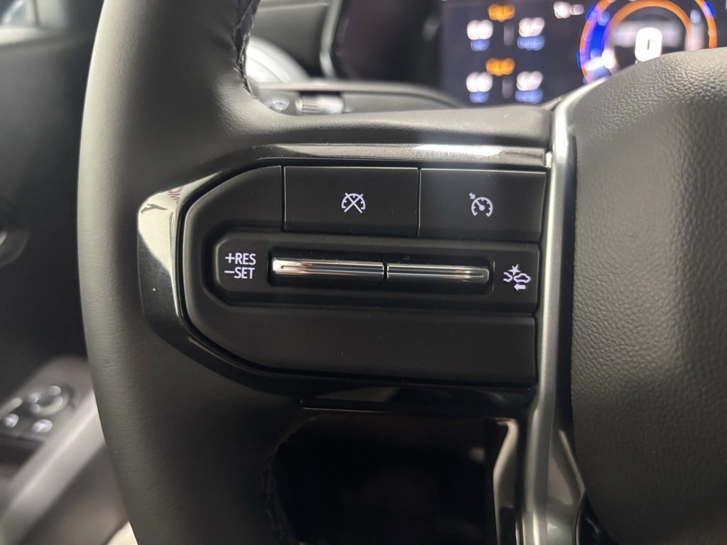 2025 Chevrolet Colorado Work Truck LT photo 10