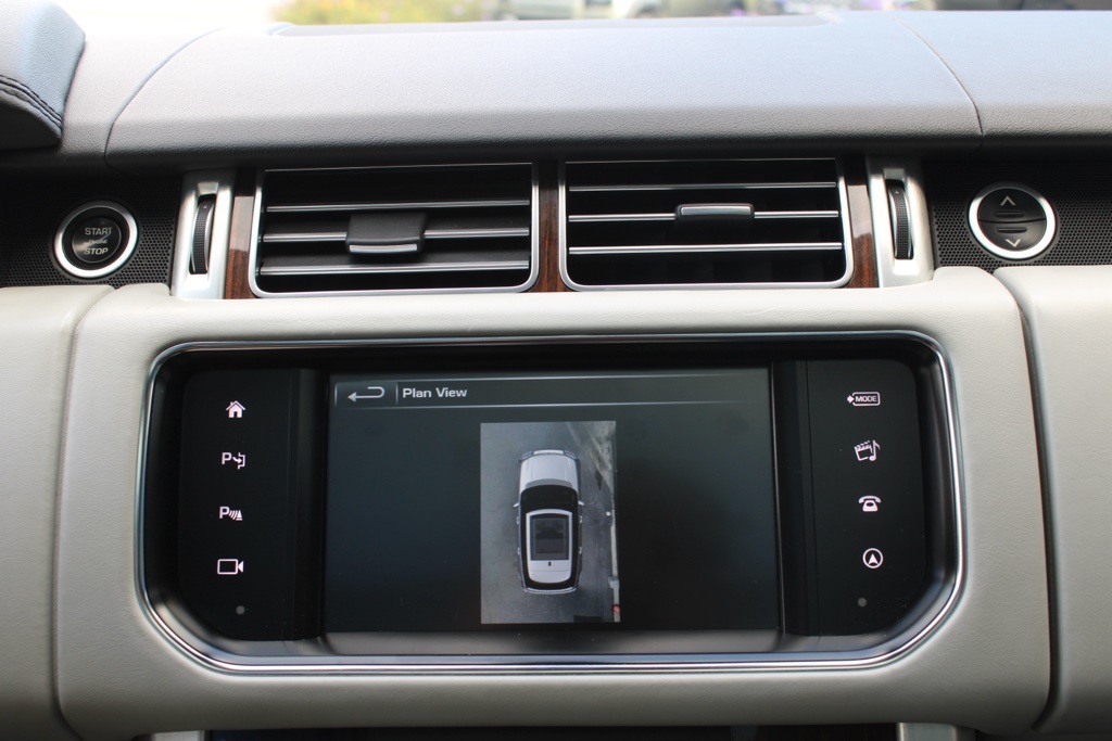 2016 Land Rover Range Rover HSE photo 22