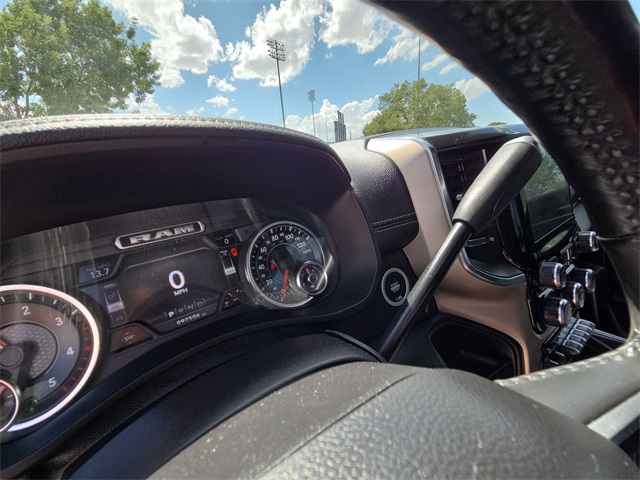 2019 Ram 2500 Laramie photo 11