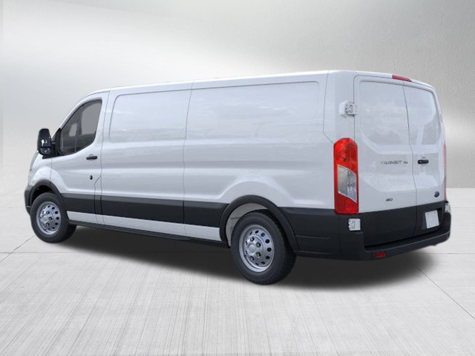 2025 Ford Transit photo 3