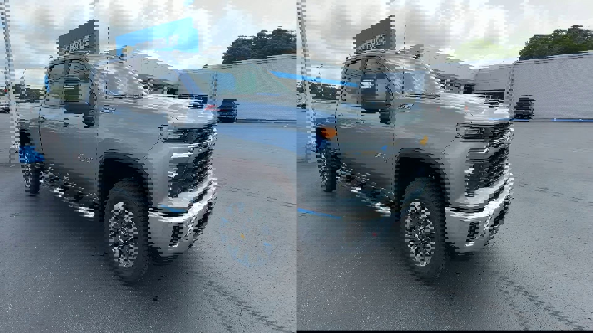 2025 Chevrolet Silverado 2500HD LT photo 2