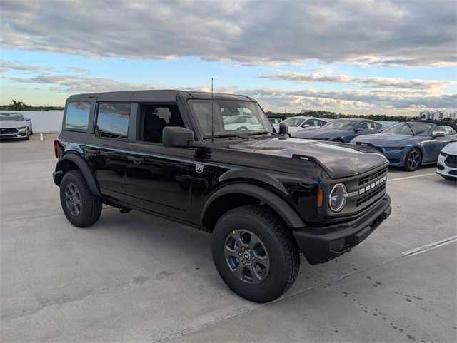 2025 Ford Bronco Big Bend photo 2