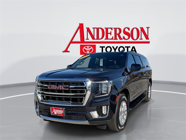 2023 GMC Yukon XL SLT's photo