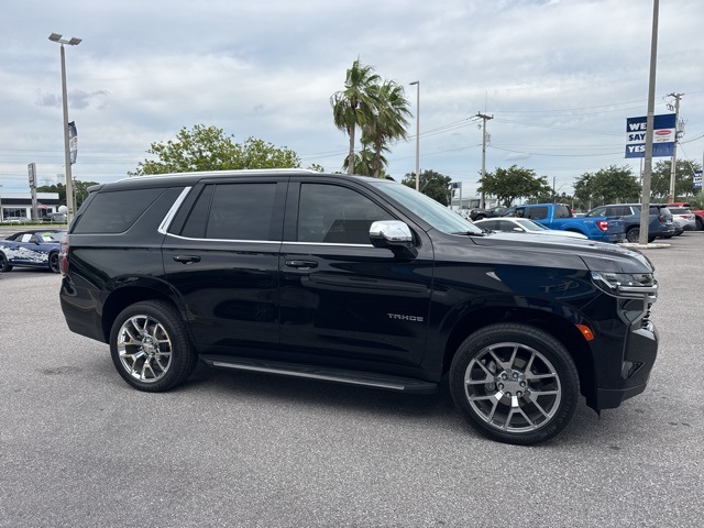 2021 Chevrolet Tahoe LT photo 2