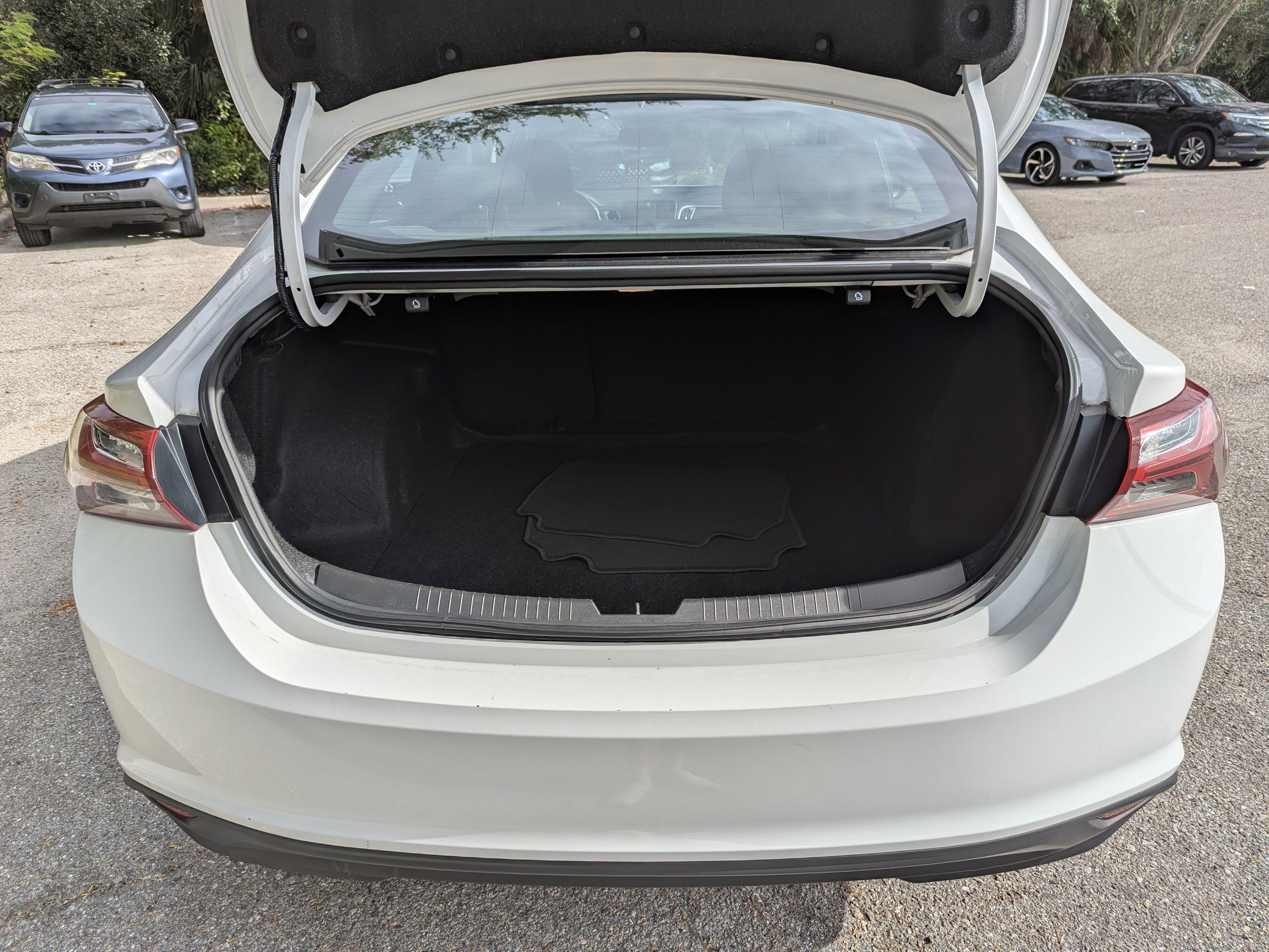 2022 Chevrolet Malibu 1LT photo 10