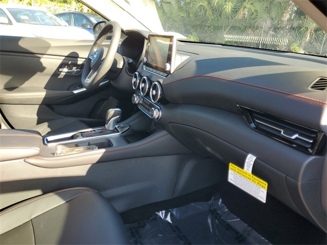 2025 Nissan Sentra SR photo 29