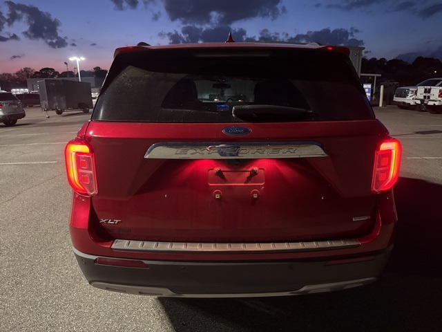 2020 Ford Explorer XLT photo 3
