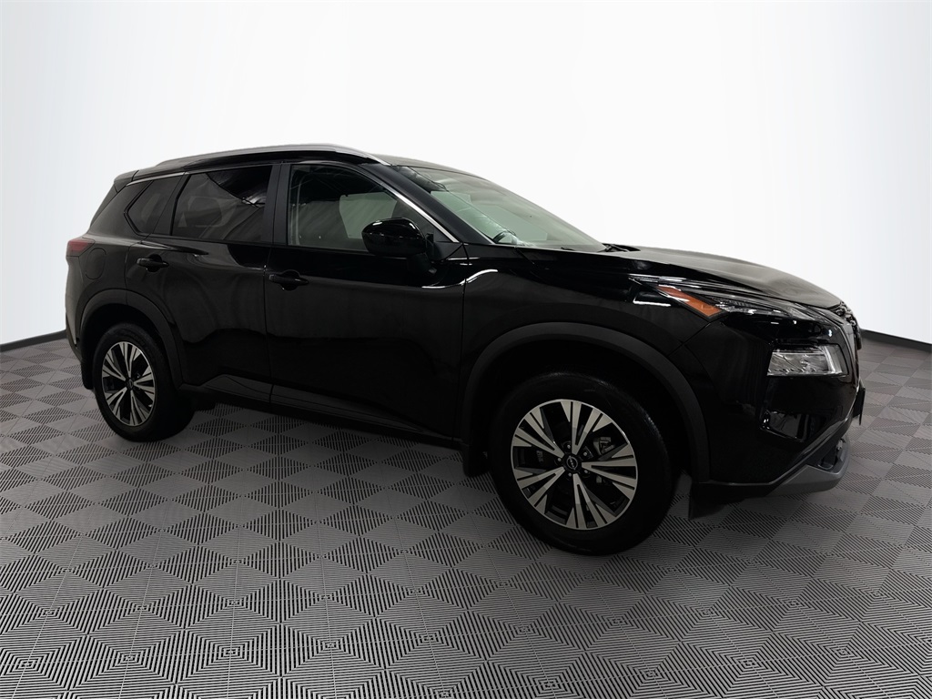 2023 Nissan Rogue SV photo 4