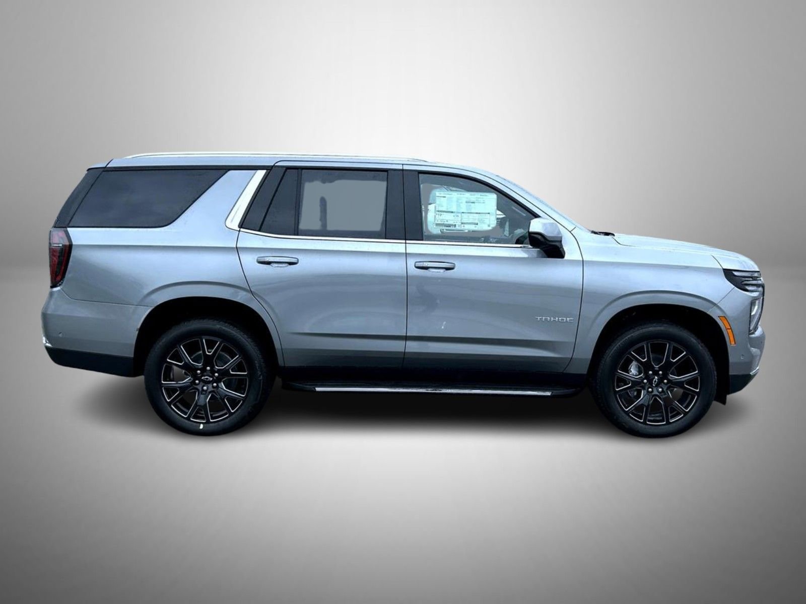 2025 Chevrolet Tahoe LS photo 2