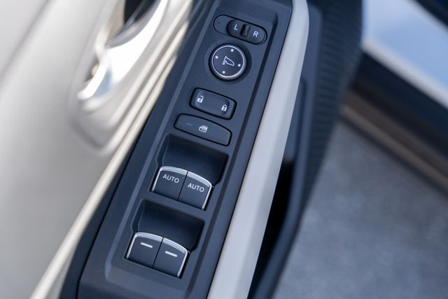 2025 Honda Accord LX photo 19