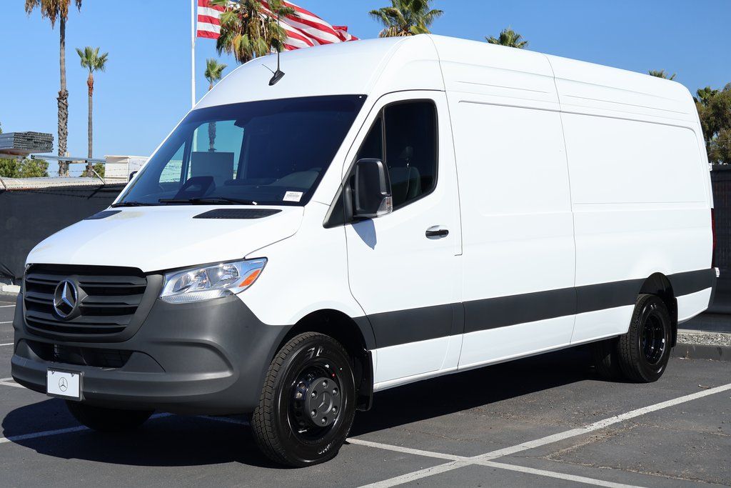 2026 Mercedes-Benz Sprinter Cargo Van Base's photo