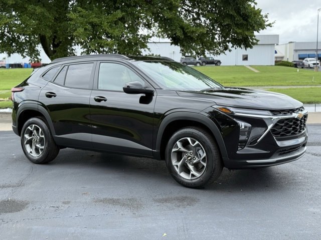 2025 Chevrolet Trax LT's photo